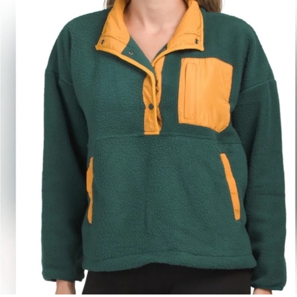 NWT- WILO THE LABEL Cozy Fleece 3/4 Snap Button Pullover in green/Marigold